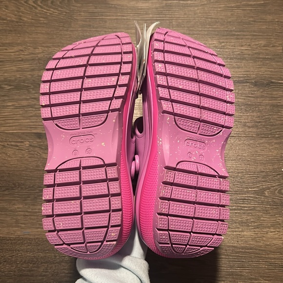 NWT CROCS MEGA CRUSH CLOGS - Picture 3 of 3